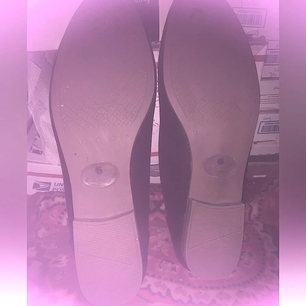 GLORIA VANDERBILT Marjorie Loafers Flats, Black Pebble NEW NIB memory foam 9.5 M